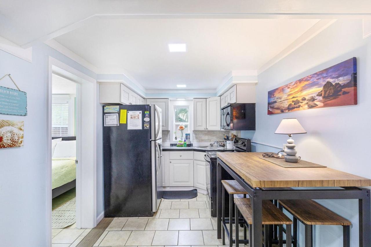 23 Center St - Sunny Side Down - Downstairs Apartment Фоли Бийч Екстериор снимка