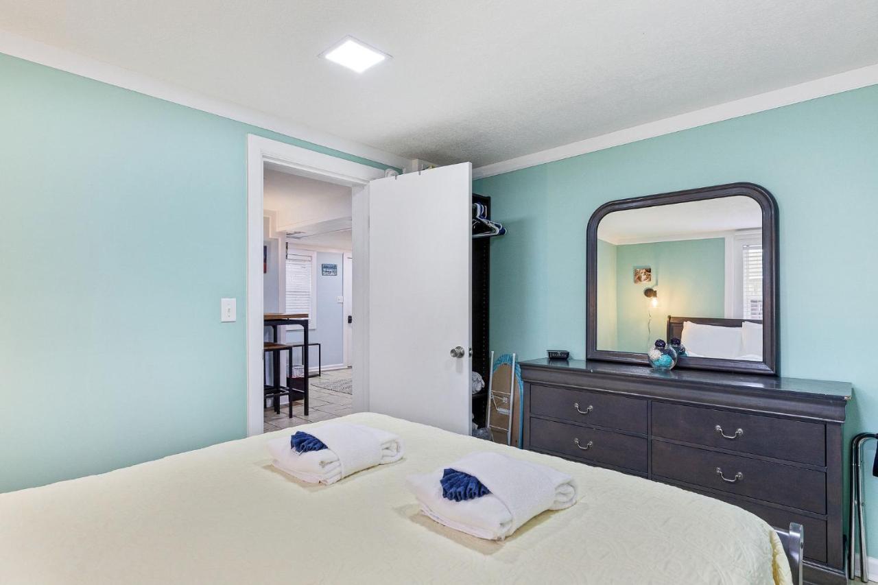 23 Center St - Sunny Side Down - Downstairs Apartment Фоли Бийч Екстериор снимка