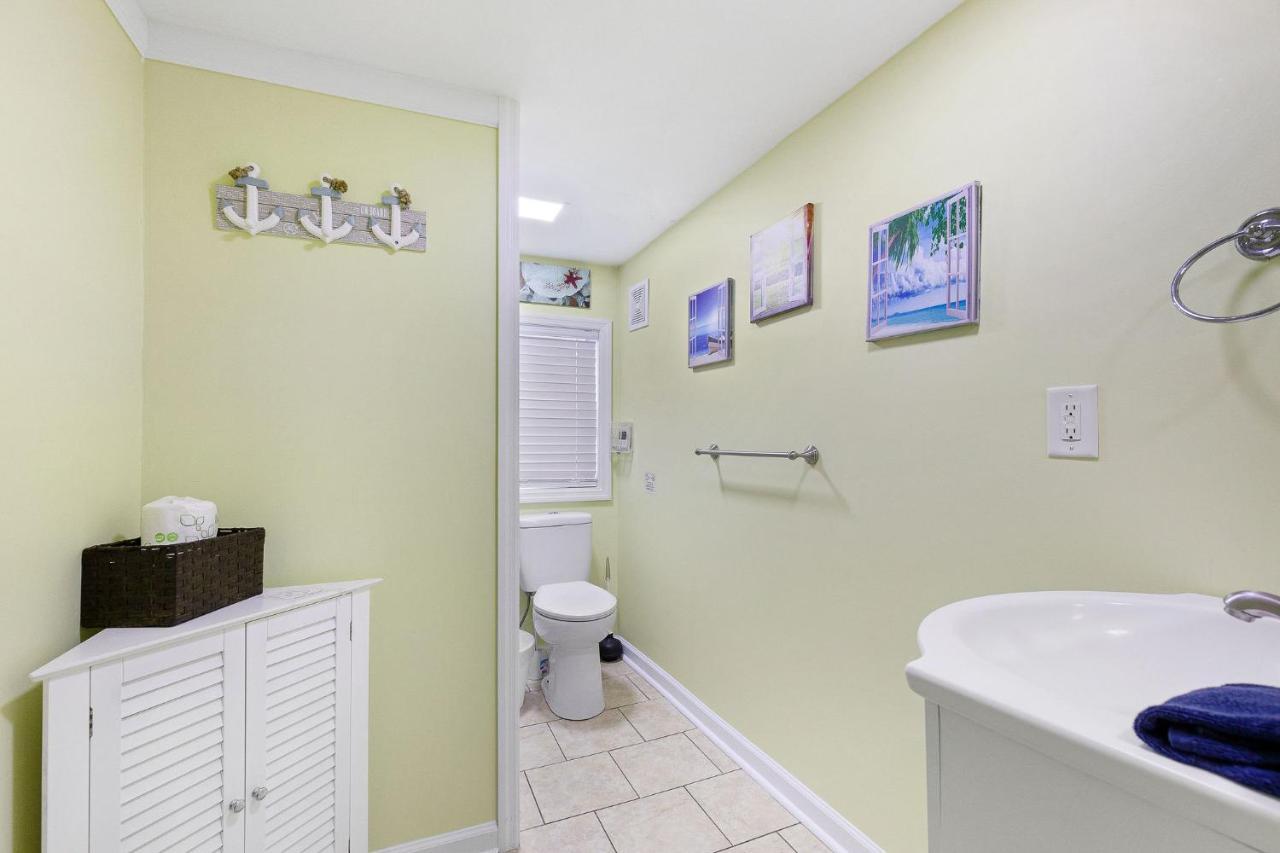 23 Center St - Sunny Side Down - Downstairs Apartment Фоли Бийч Екстериор снимка