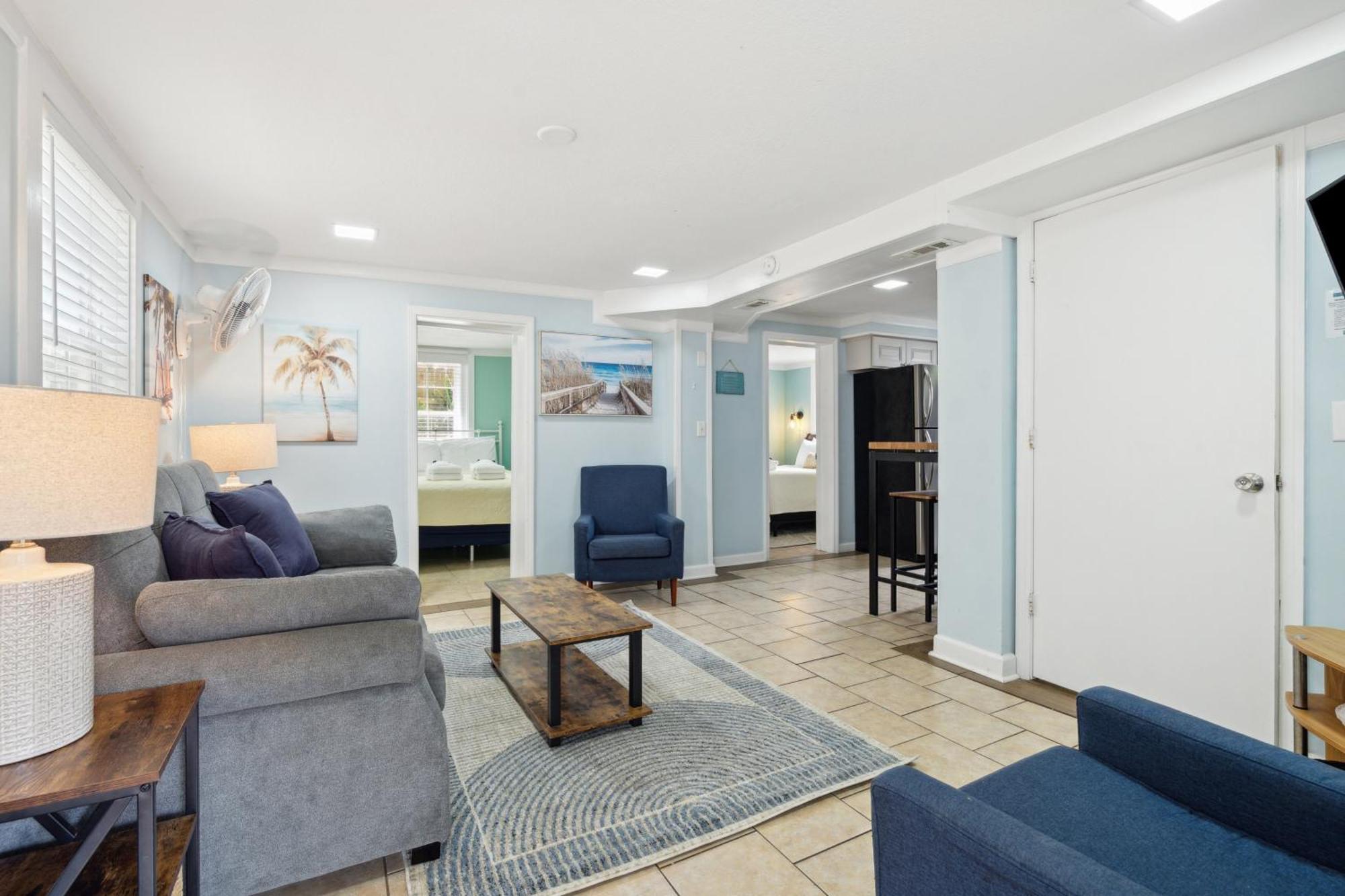 23 Center St - Sunny Side Down - Downstairs Apartment Фоли Бийч Екстериор снимка