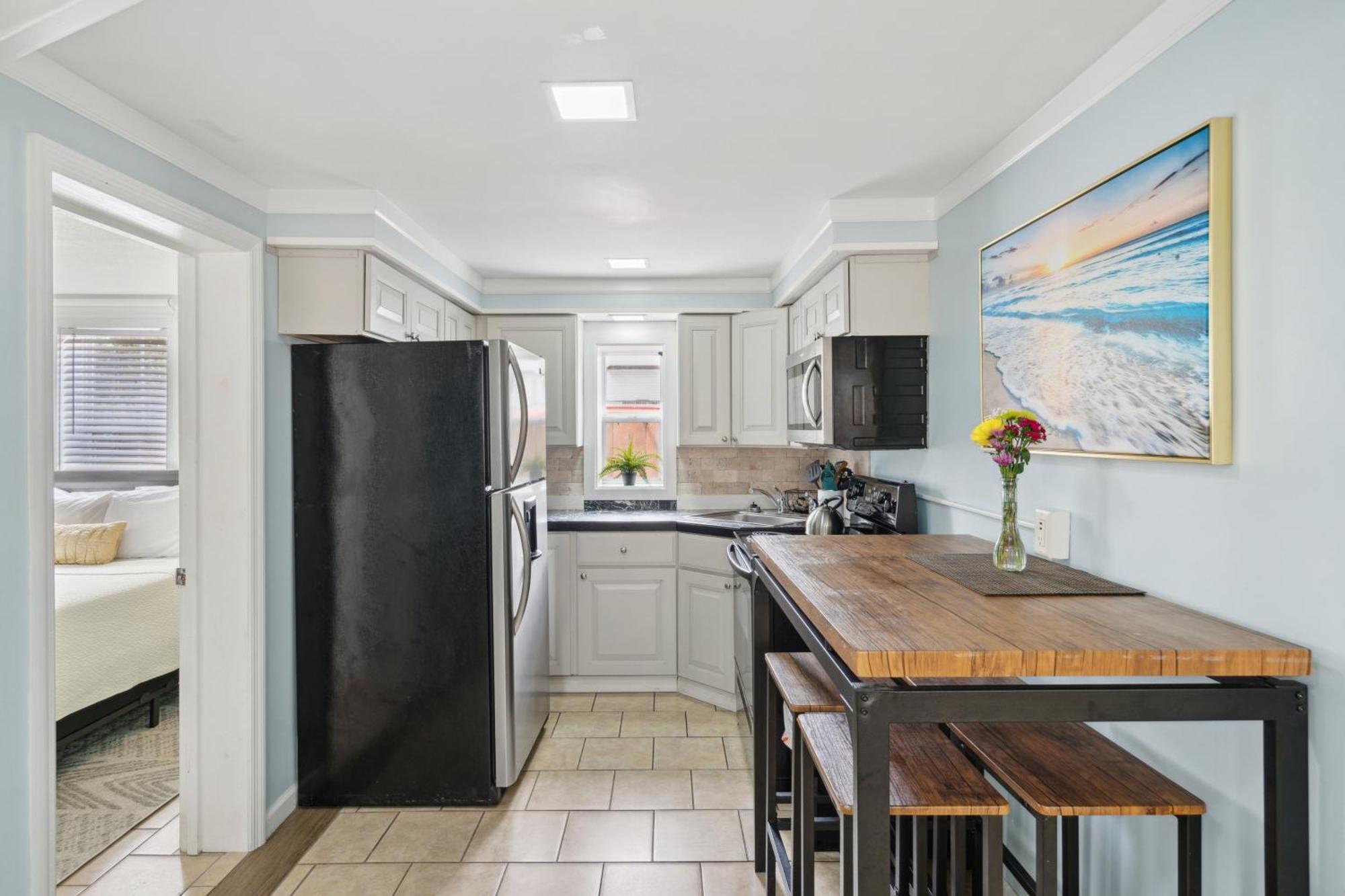 23 Center St - Sunny Side Down - Downstairs Apartment Фоли Бийч Екстериор снимка